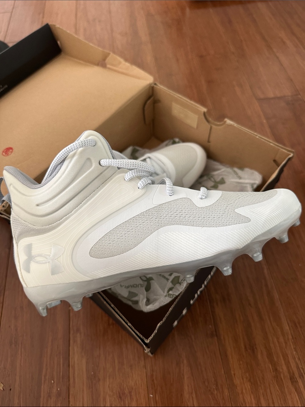 Under Armour White and Light Gray Men's Football/lacrosse Cleats